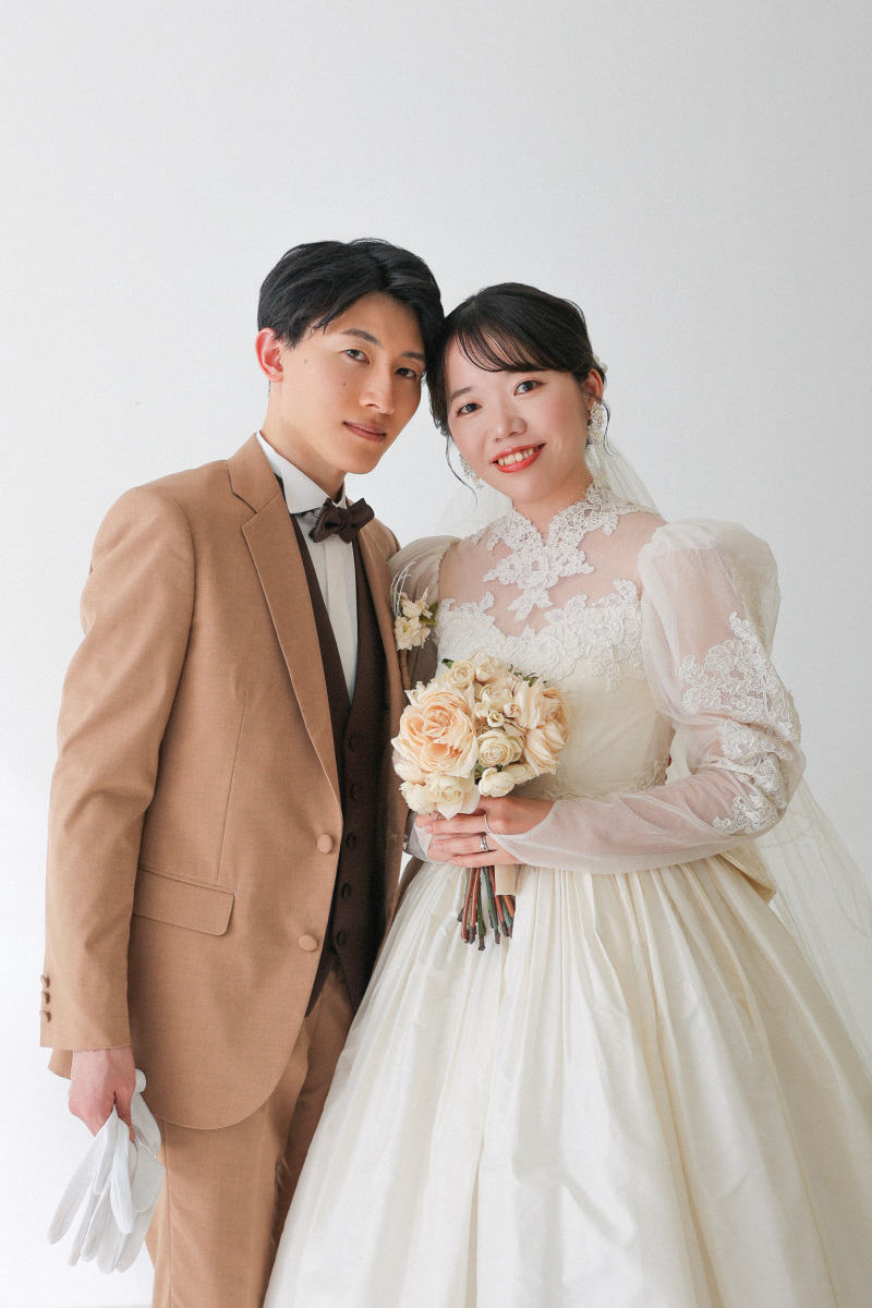 白壁でシンプルに