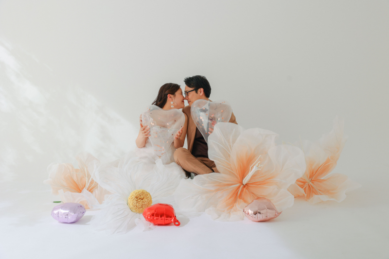 お花に木漏れ日に