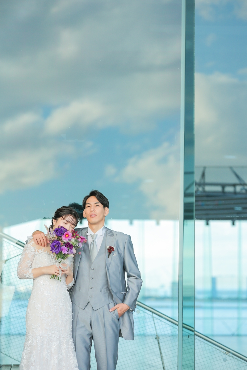 みなとみらいの空を写し込んで