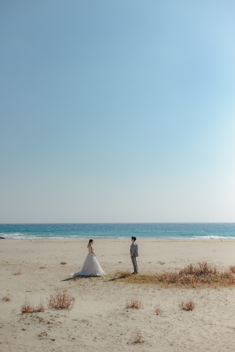 衣装を変えて洋装のお写真を