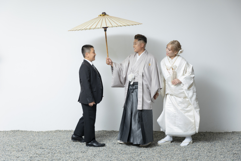和傘の下で広がるあたたかな会話