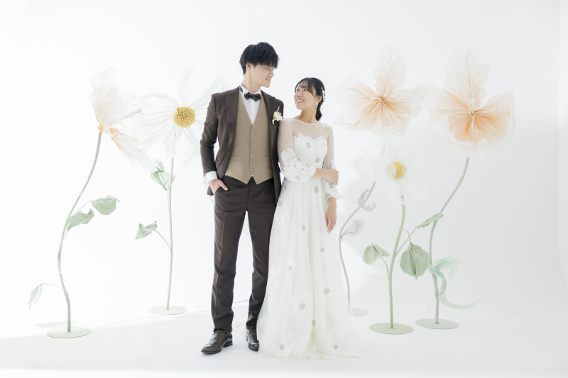 巨大な花が彩る幻想的な世界
