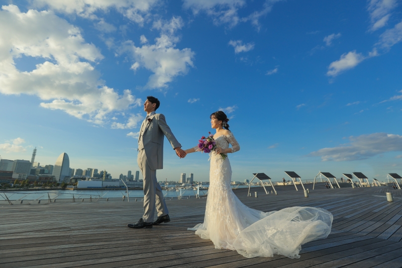 少し夕暮れを感じる青