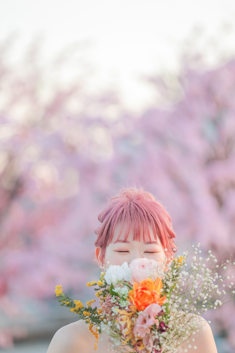 ピンクのブレス