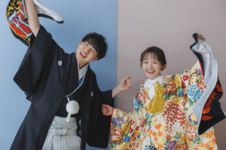 和も洋も二人らしくスタジオ撮影♪