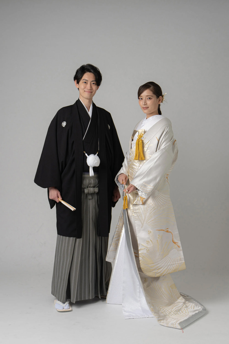 【本格和装で残す、趣深い結婚写真】和装スタジオ◇100カット以上全データ&写真台紙付◇