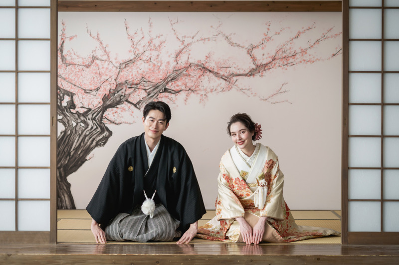 【お好きなスタジオを組み合わせ！】和装+洋装スタジオSELECTプラン　大満足300カット以上の全データプラン！