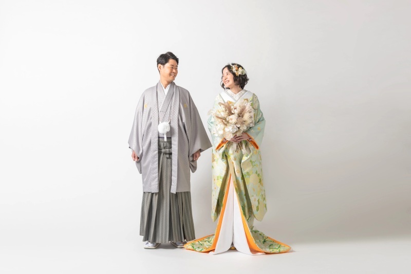 【本格和装で残す、趣深い結婚写真】和装スタジオ◇100カット以上全データ&写真台紙付◇