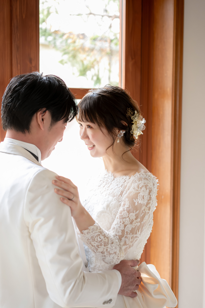 ウエディングドレス撮影はカフェにて行いました