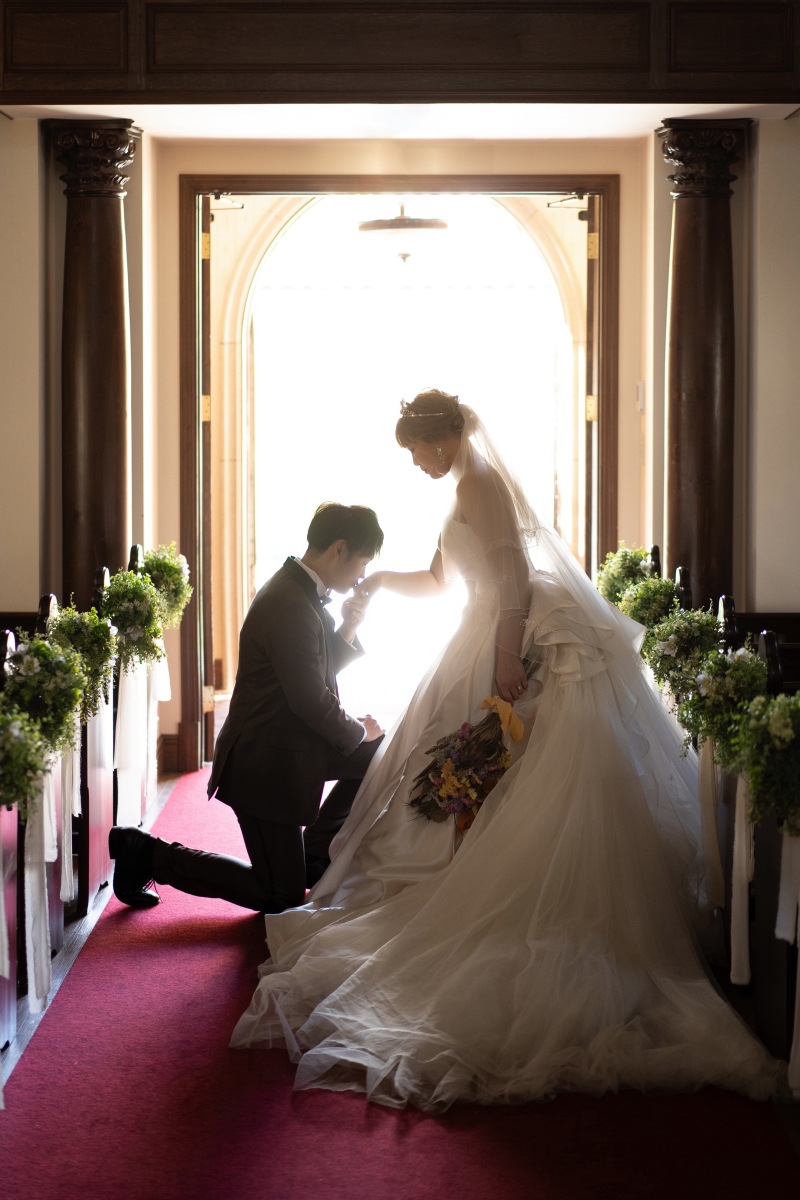 ウエディングドレス＋チャペル