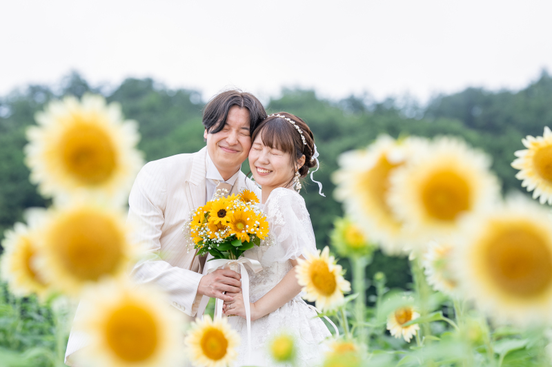 【夏花とロケフォト】ドレス2着◆\丘陵公園や悠久山で撮影可能/衣装+着付け+ヘアメイク+撮影+データ+アルバム一冊