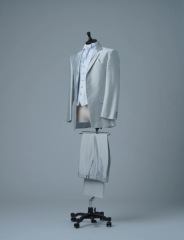 ライトシルバータキシード