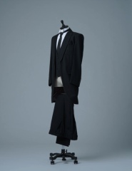 ゼニヤ黒　裏地パープル