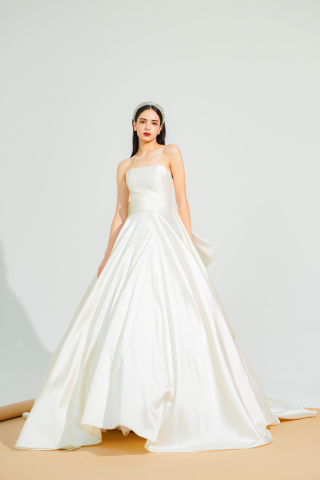 CINZIA/チンツァイ/ANTONIO RIVA