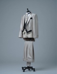 燕尾ジャケット　シャンパン