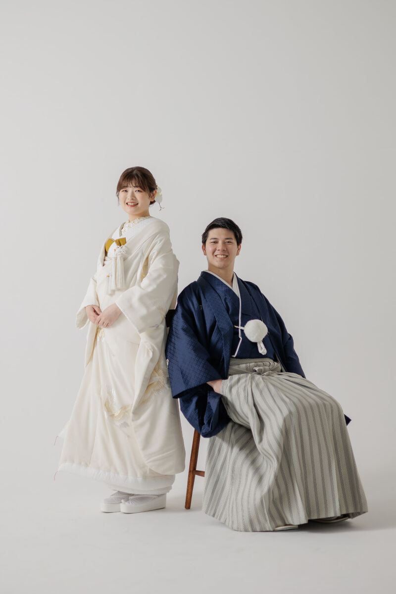 白背景で、シンプルに。