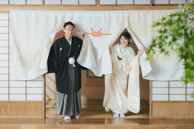 暖簾をくぐって