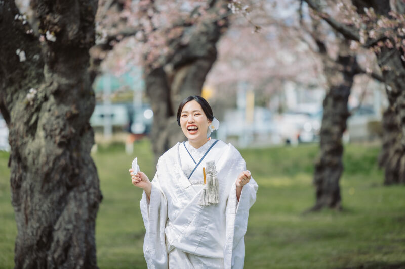 新郎さんソロカットを応援する新婦さん＾＾