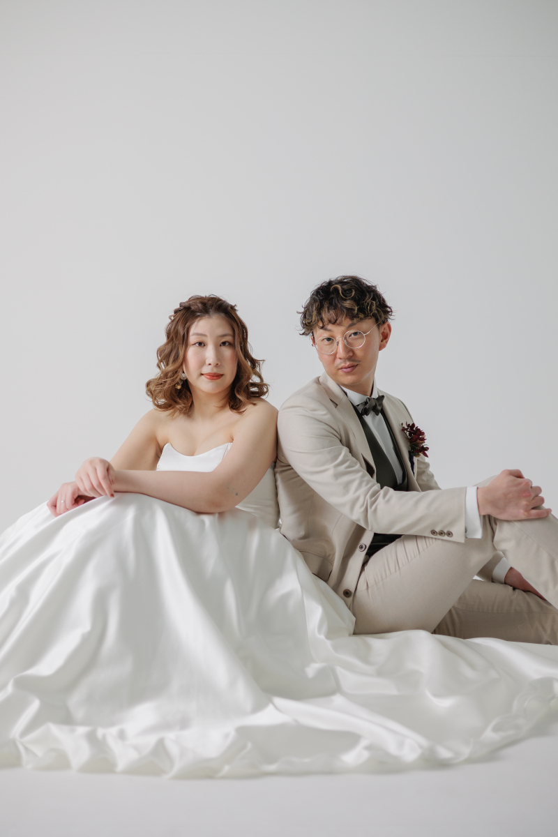 無地背景でシンプルに