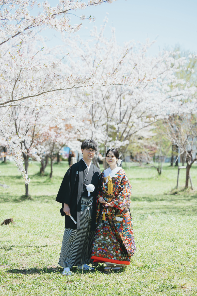 真面目なポーズ