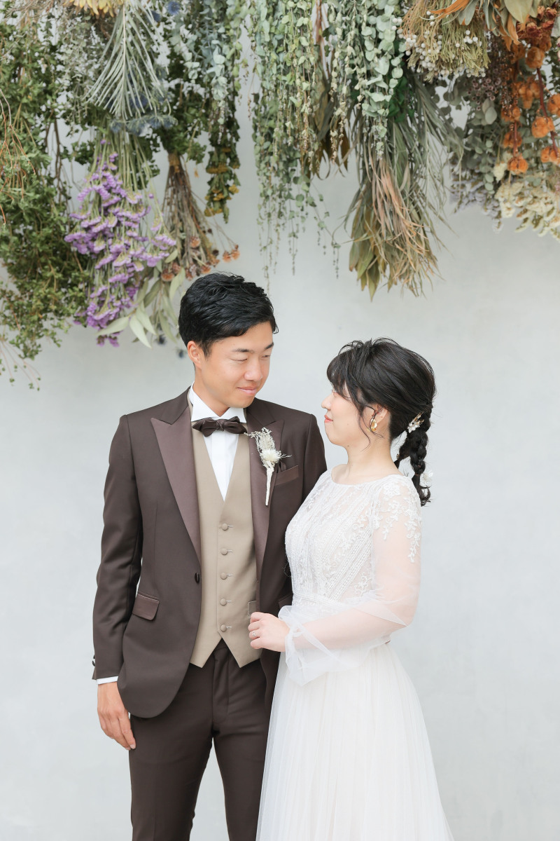 優しい光に包まれた二人がとても素敵です