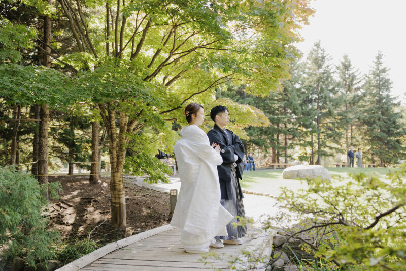 暖かい日差しの中で