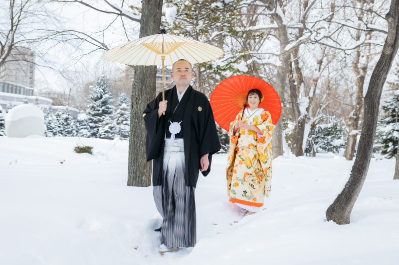 リードするご新郎様