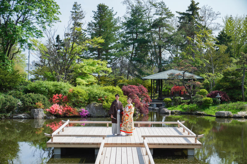 緑の中で二人だけのウェディングフォトを！