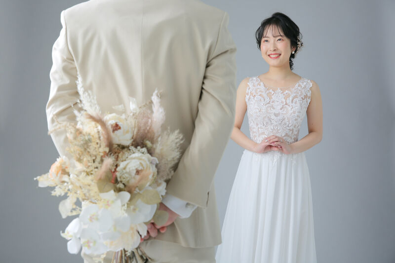 【洋装スタジオプラス】撮影+25カットアルバム+全データ♪美肌・スタイルアップレタッチ付き