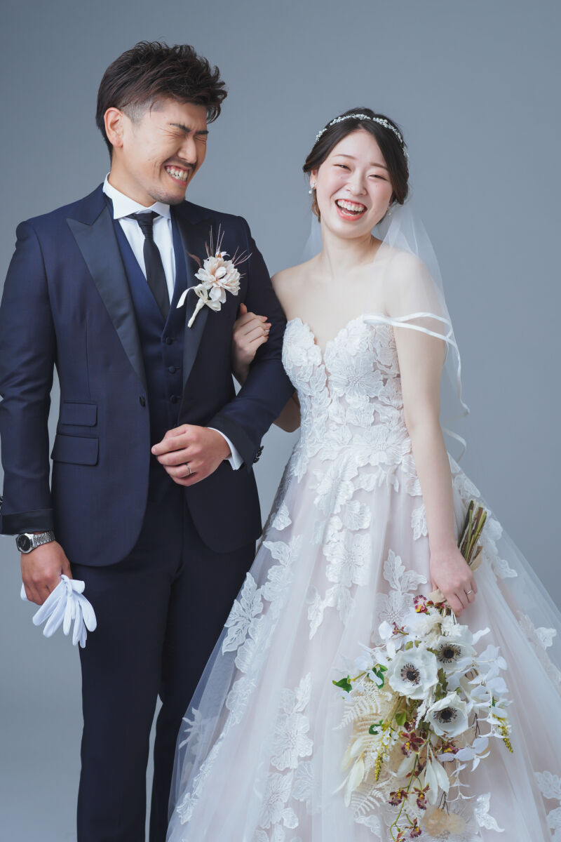 【洋装スタジオプラス】撮影+25カットアルバム+全データ♪美肌・スタイルアップレタッチ付き
