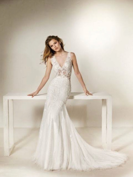 pronovias chanai_用賀提携店