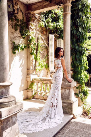 pronovias rua_用賀提携店