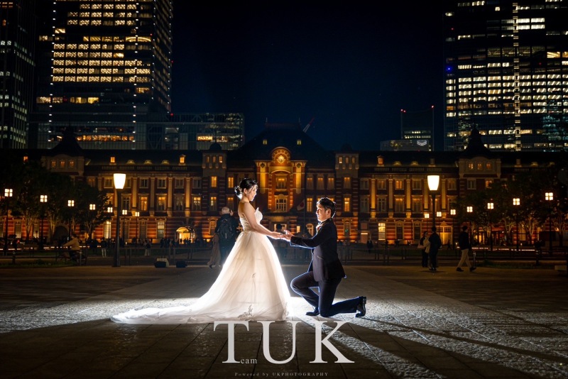 東京駅舎前プロポーズショット