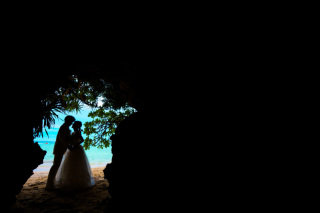 【宮古島の光と色に包まれて】前撮りロケーションフォト