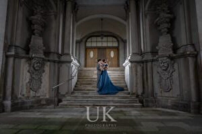 ご新婦様はシックなブルーのドレス!!