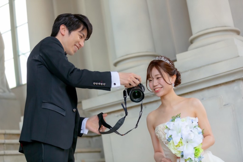 カメラが趣味のご新郎さま