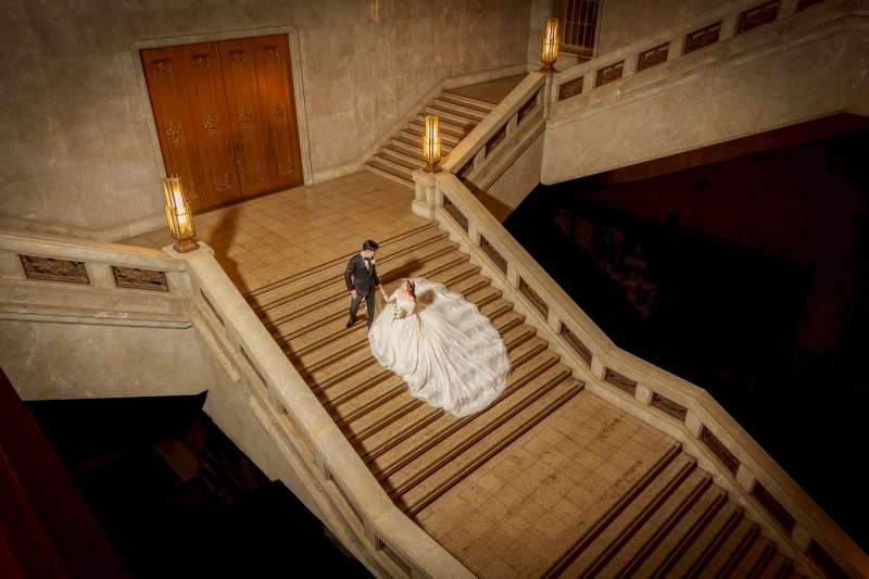 大階段でのエスコート風ショット♪