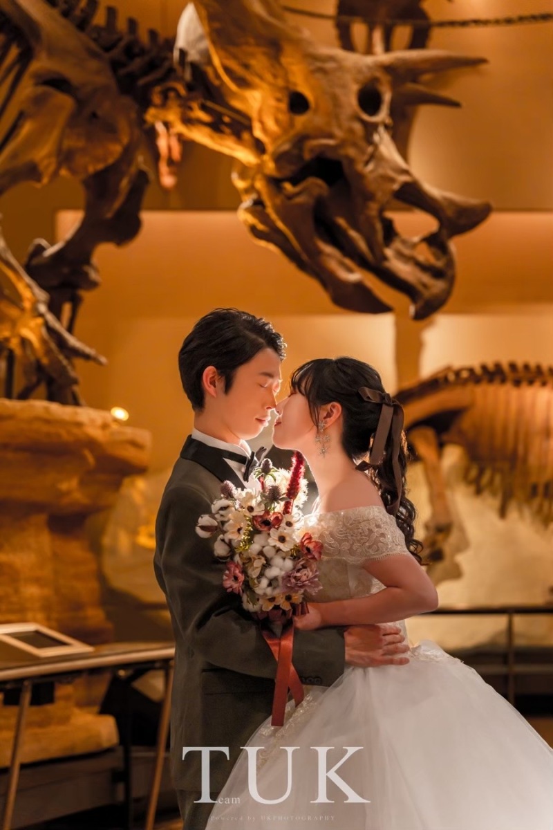 トリケラトプスに見守られて