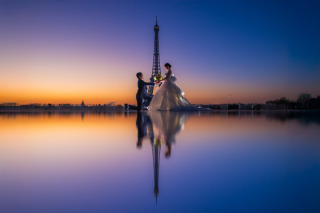 パリの早朝ウェディング