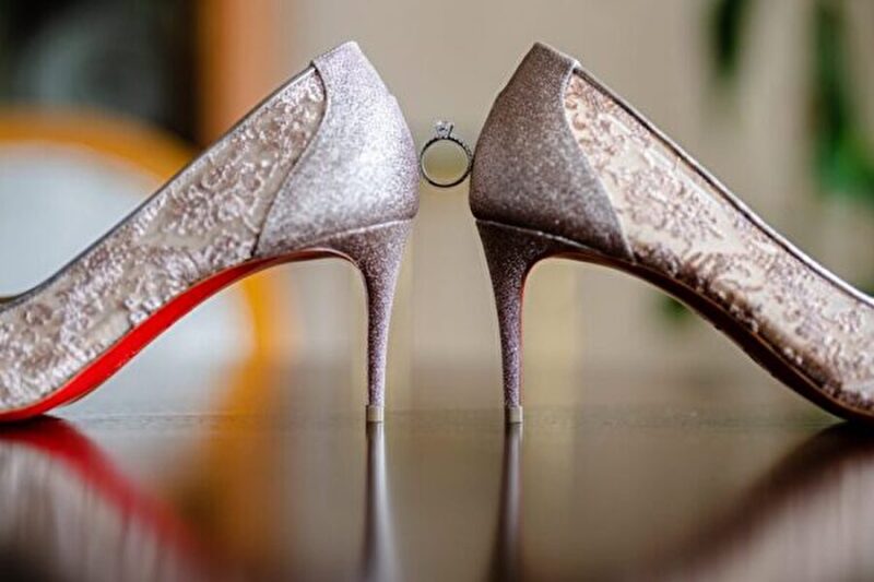 この結婚披露宴を迎えるまでに、5度の延期