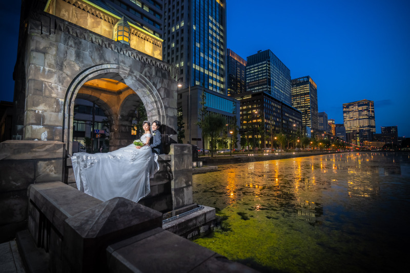 明かりの灯る夜の景色にふたりを閉じ込めて...