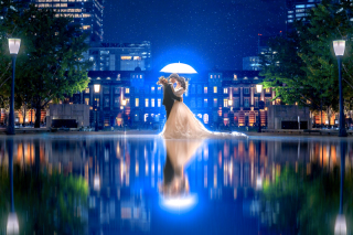 お二人ご希望のアンブレラショット。ベストタイミングでの小雨がおふたりのステキな雰囲気をより一層引き立ててくれました。