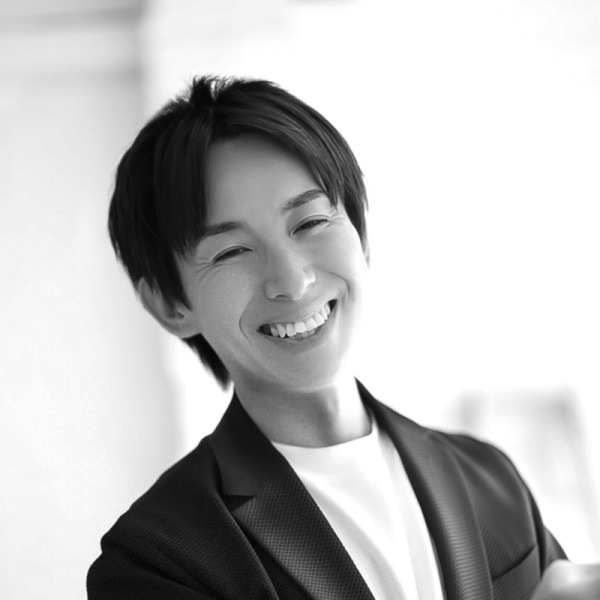 右近 倫太郎