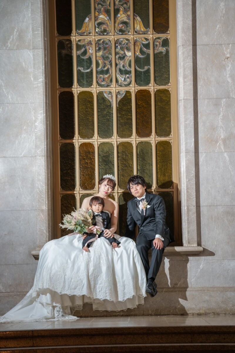 【ご家族様と一緒にロケーション撮影♪】ファミリーウェディング撮影プラン -全国どこでも!【新婦ヘアメイク&メイク込】