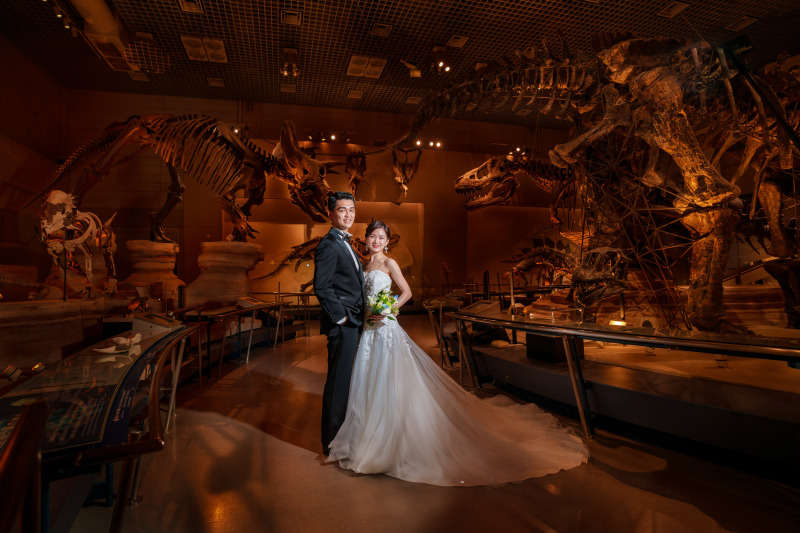 【 衣装持込無料!! 】国立科学博物館 ''かはく'' ナイトミュージアム&貸切フォトプラン♪【 新婦美容込】