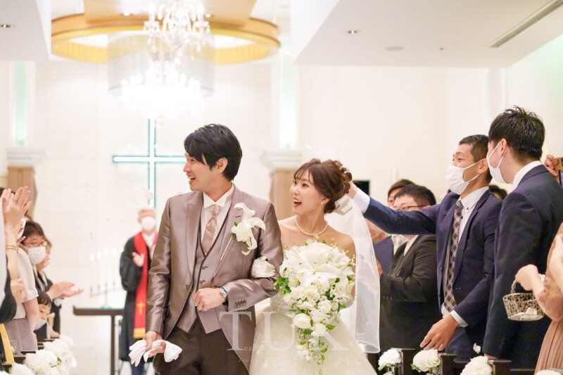 【 挙式披露宴撮影 & 美容セットプラン 】アルバム80P & データ800カットプラン