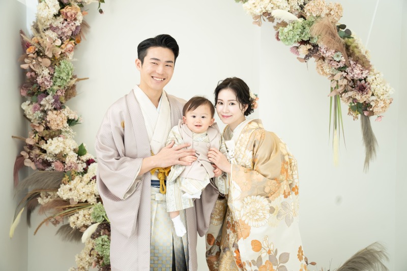 人生伴走型フォトスタジオでふたりの人生を結ぶ写真を