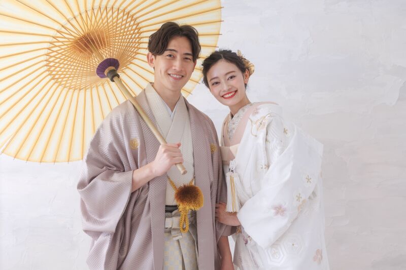 【Photorait限定】10月末まで 全て込みで¥45,000!白無垢×色打掛スタジオ撮影 データ80カット付き