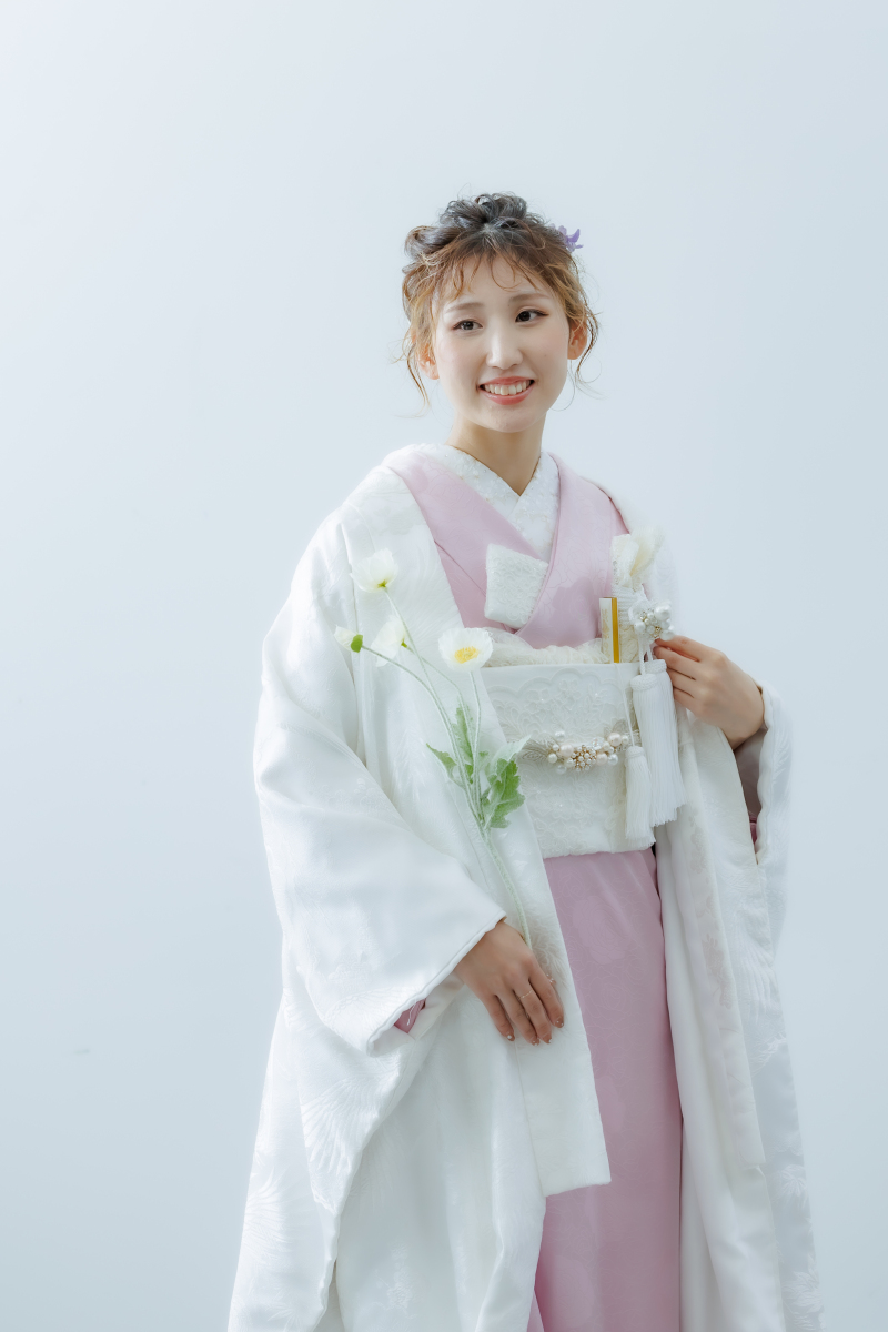 白レースセット（帯・帯締め・帯揚げ・筥迫・懐剣・末広）