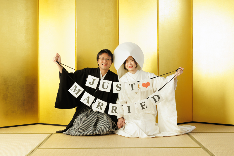 最後は定番の金屏風でガーランド